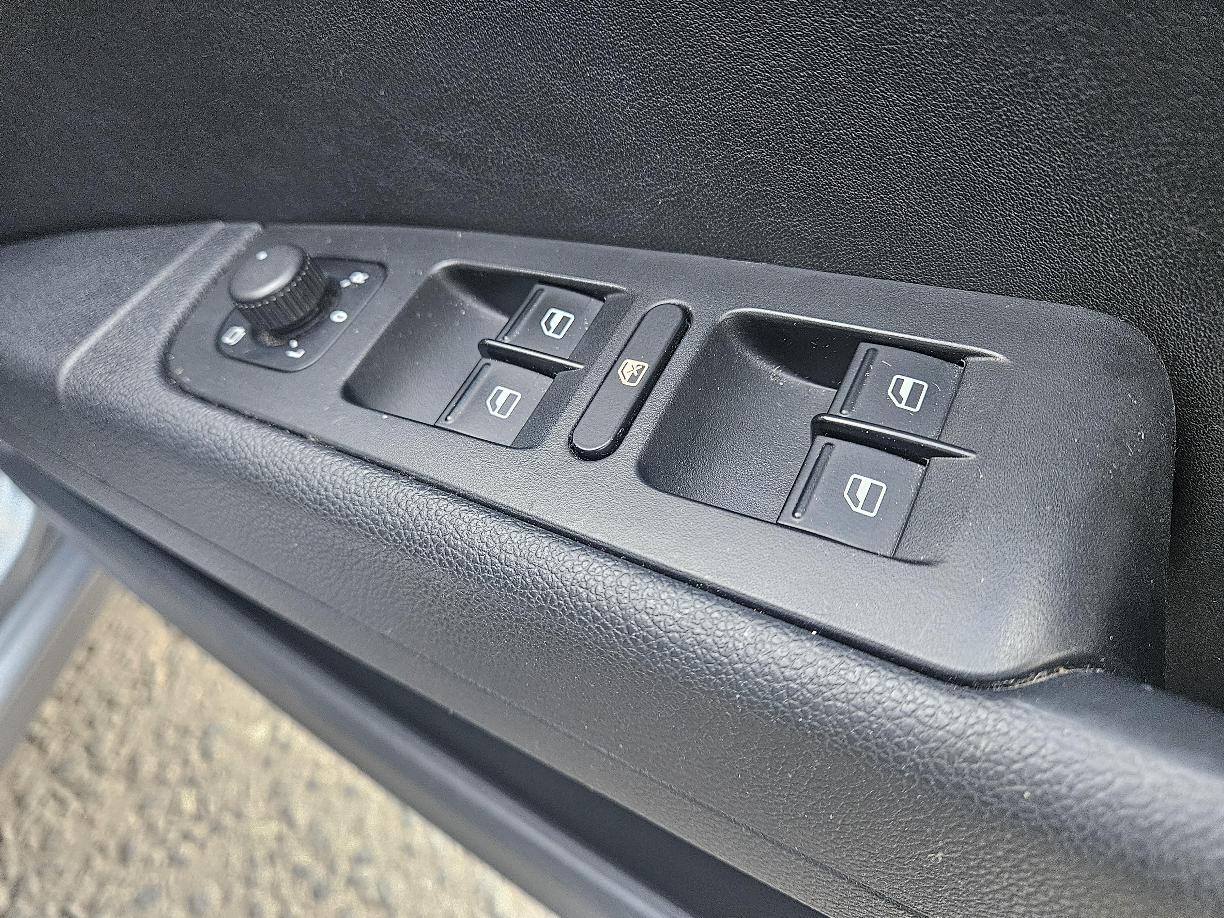 Skoda Superb - Image 9