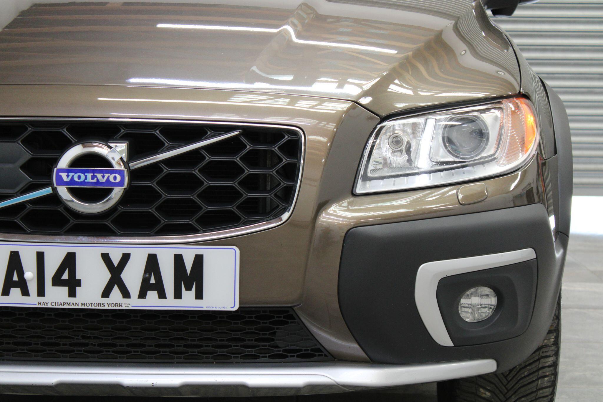 Volvo XC70 - Image 29
