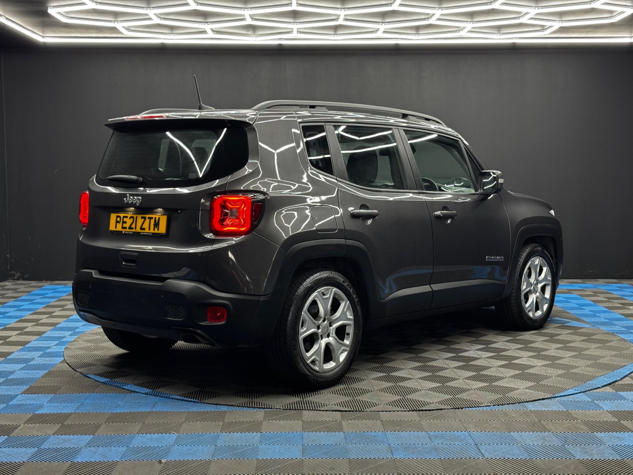 Jeep Renegade - Image 5