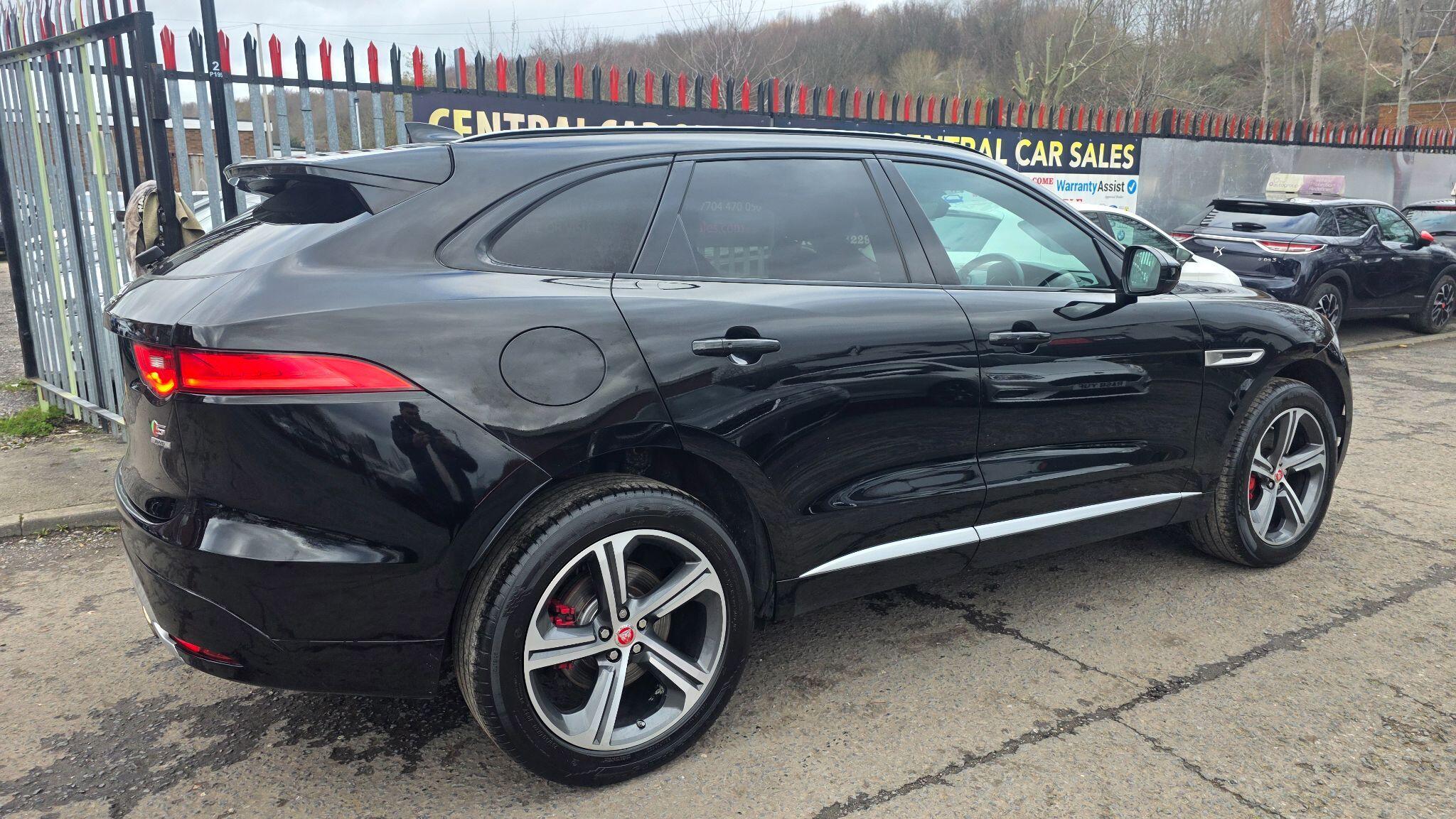 Jaguar F-Pace - Image 9