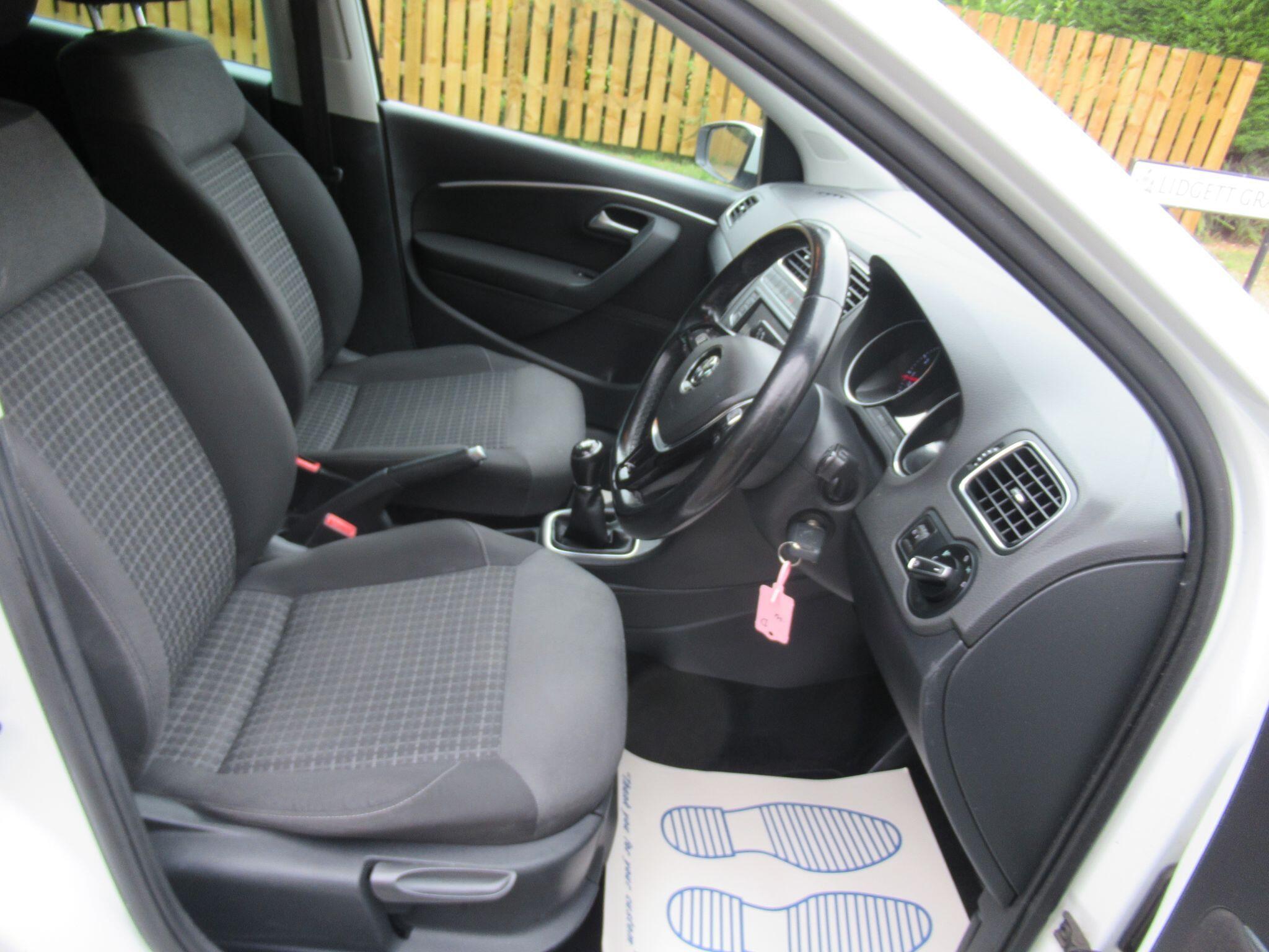 Volkswagen Polo - Image 17