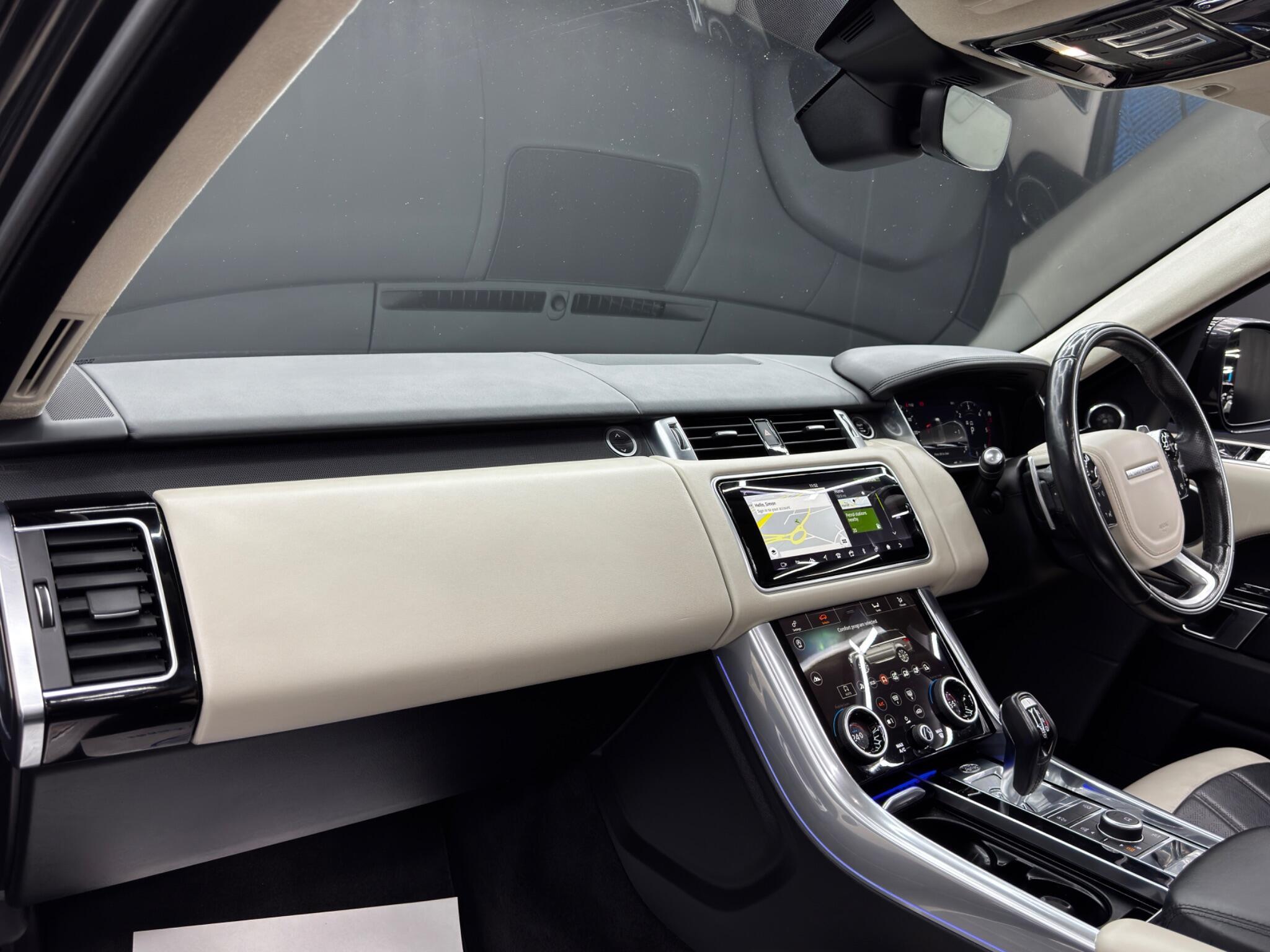 Land Rover RANGE ROVER SPORT - Image 12