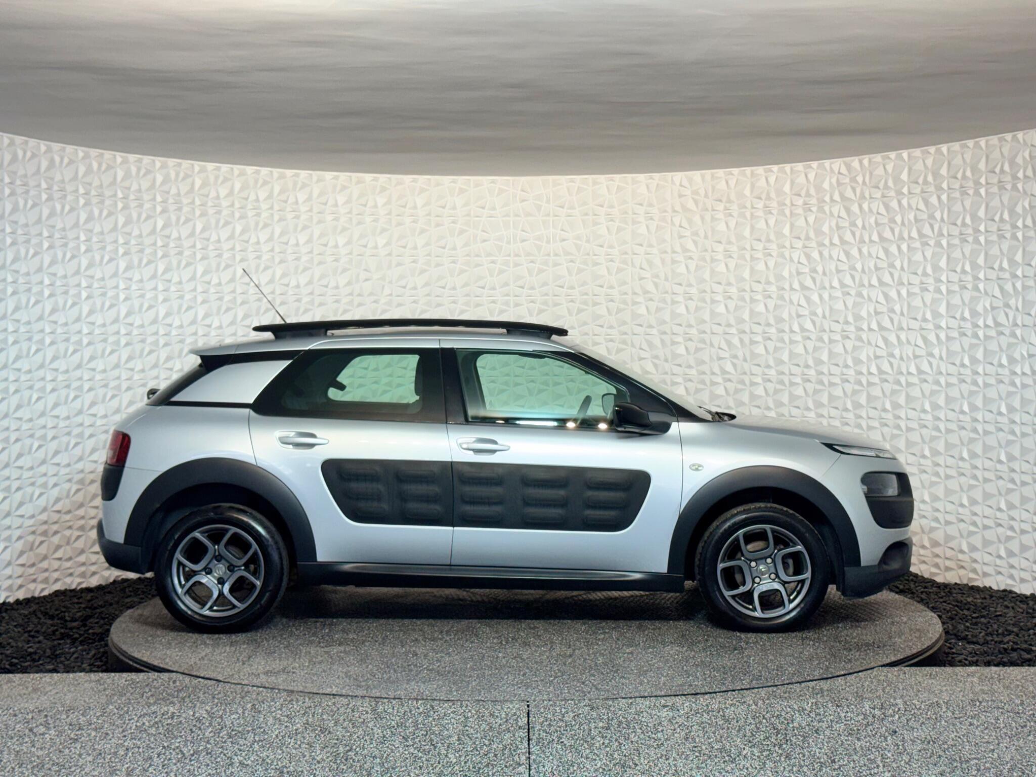 Citroen C4 Cactus - Image 9