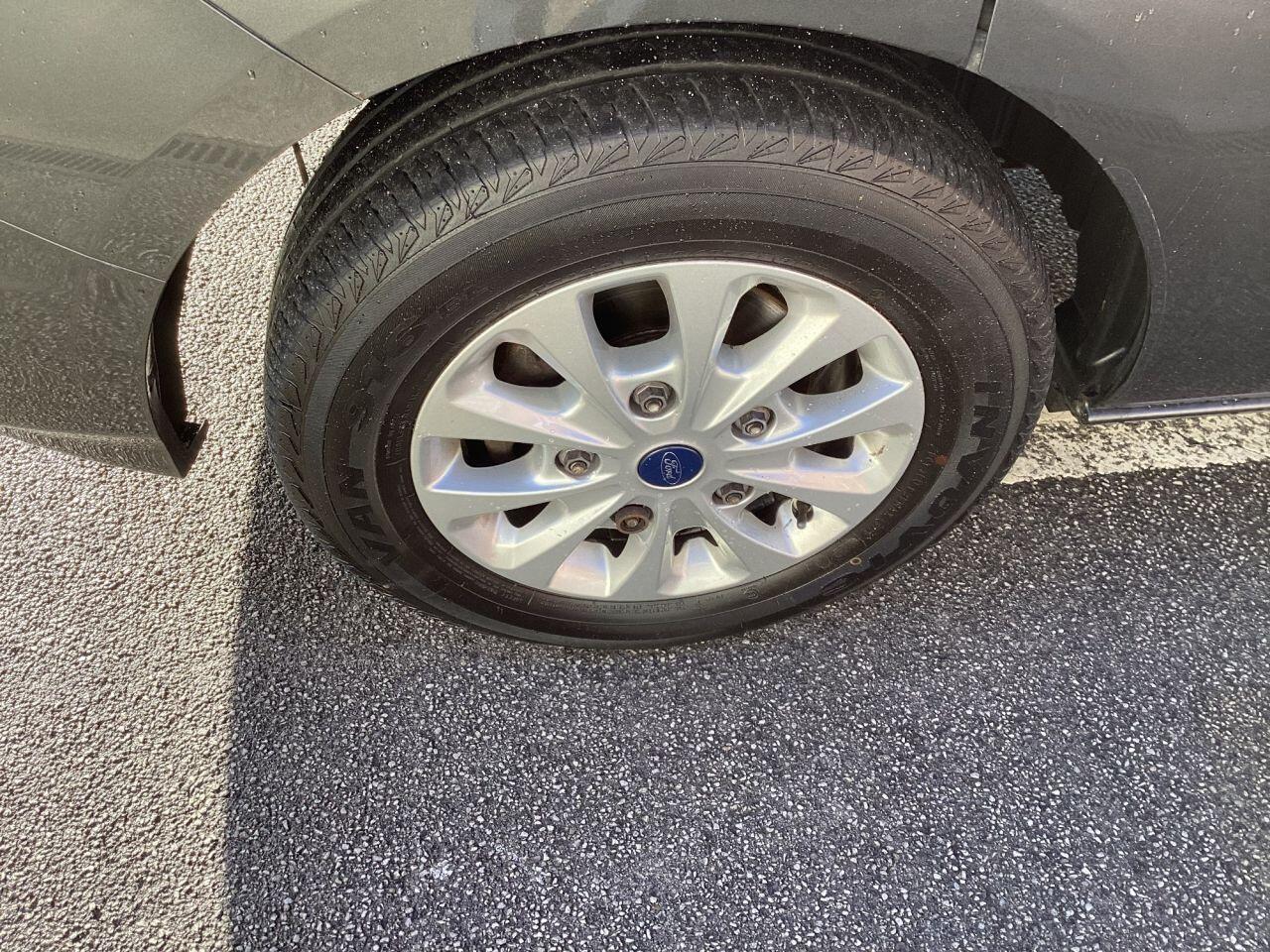 Ford Transit Custom - Image 11