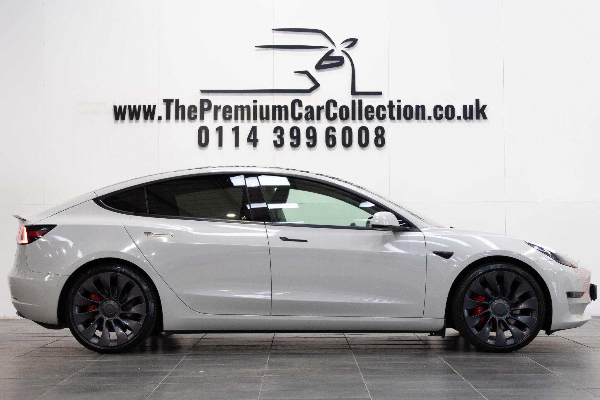 Tesla Model 3 - Image 3