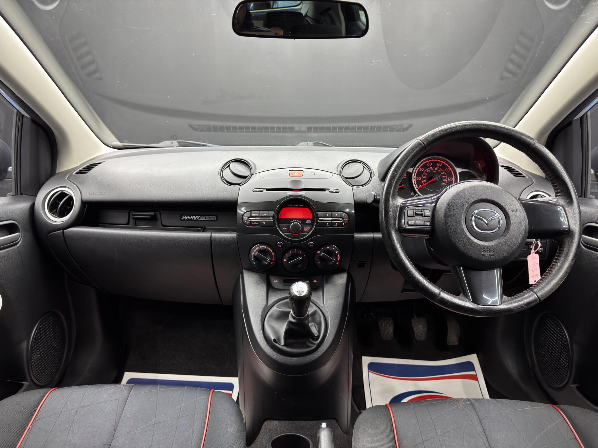 Mazda MAZDA2 - Image 10