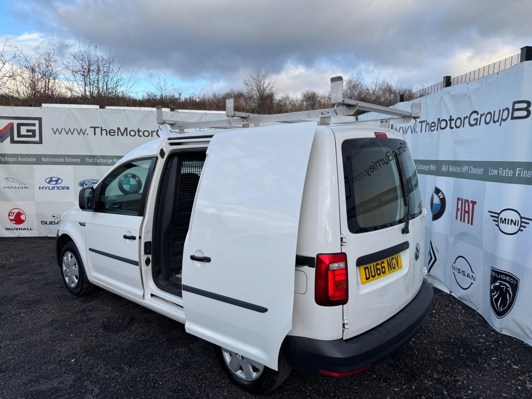 Volkswagen Caddy - Image 3