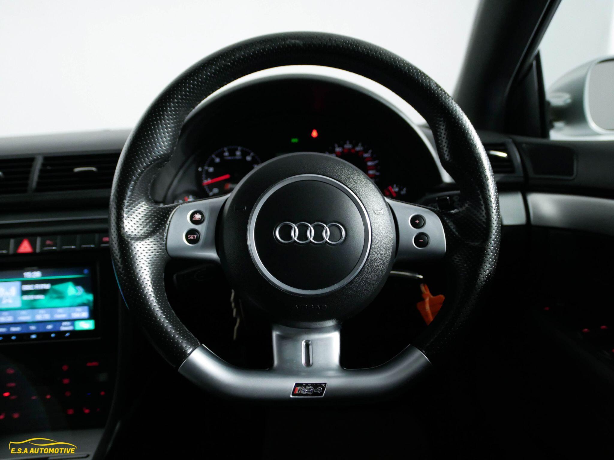 Audi Rs4 Avant - Image 31