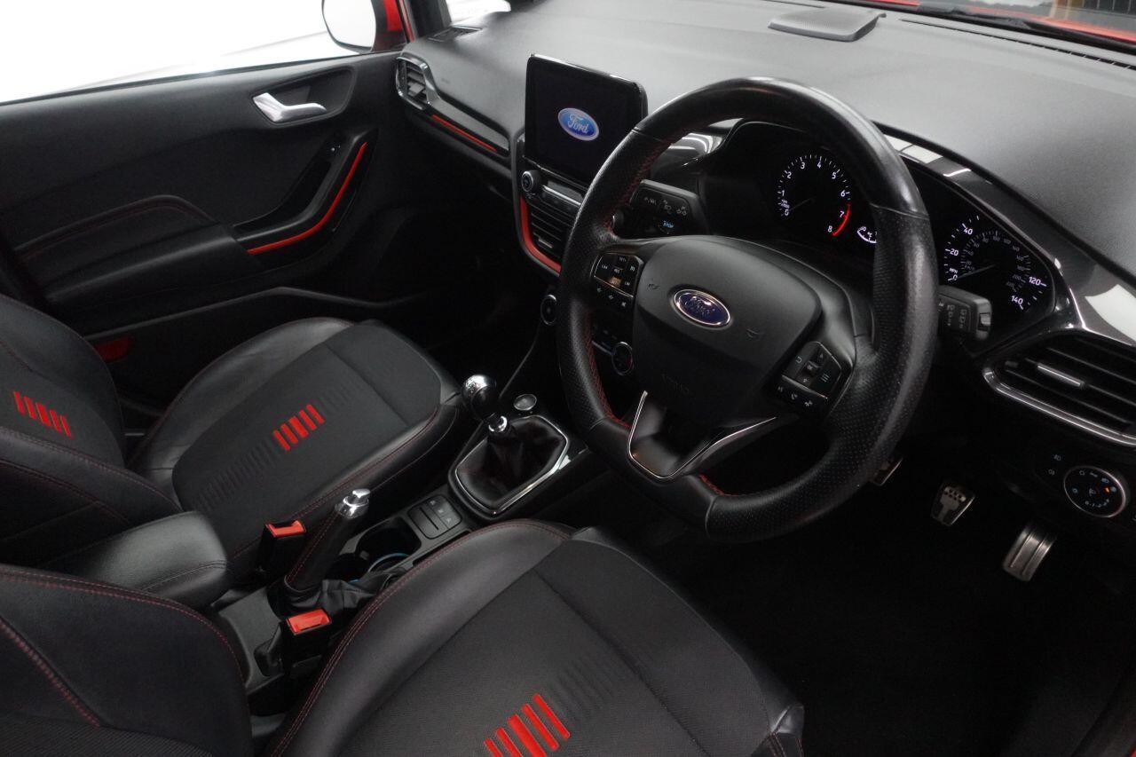 Ford Fiesta - Image 16