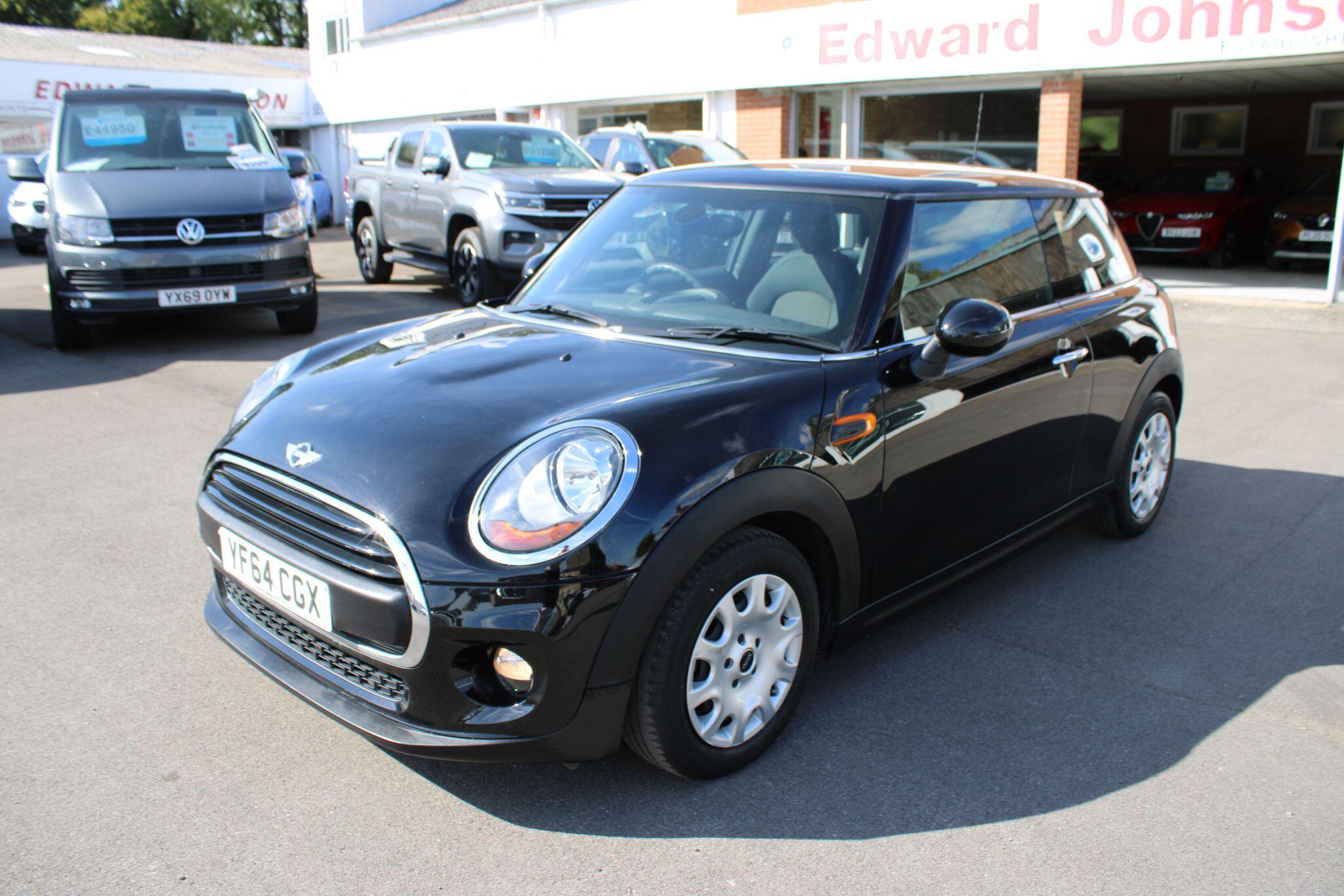MINI Hatch - Image 14