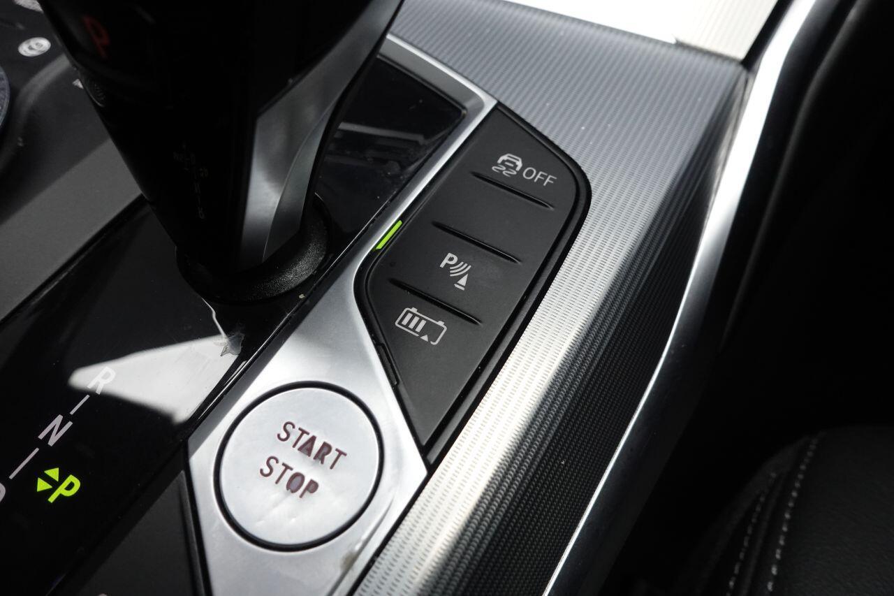 BMW 3 Series - Image 50