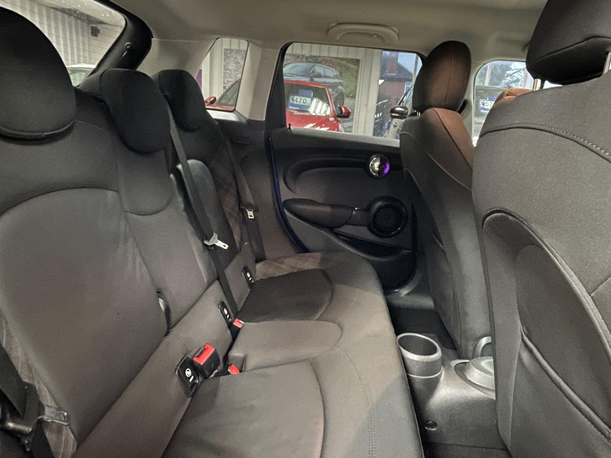 MINI Hatch - Image 28