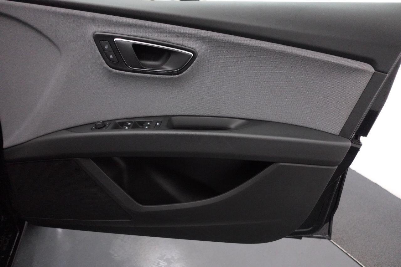 SEAT Leon - Image 19