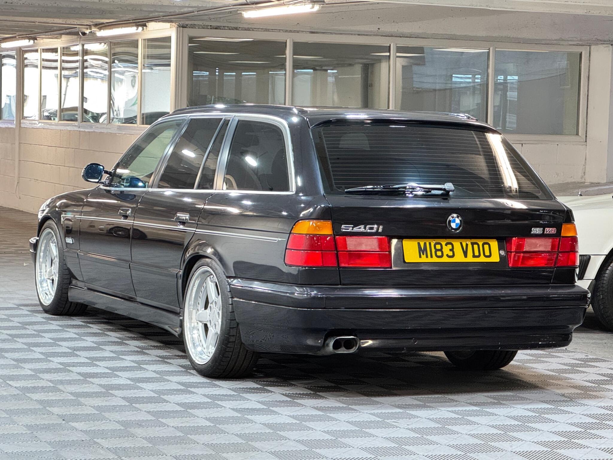 BMW 5 Series - Image 3