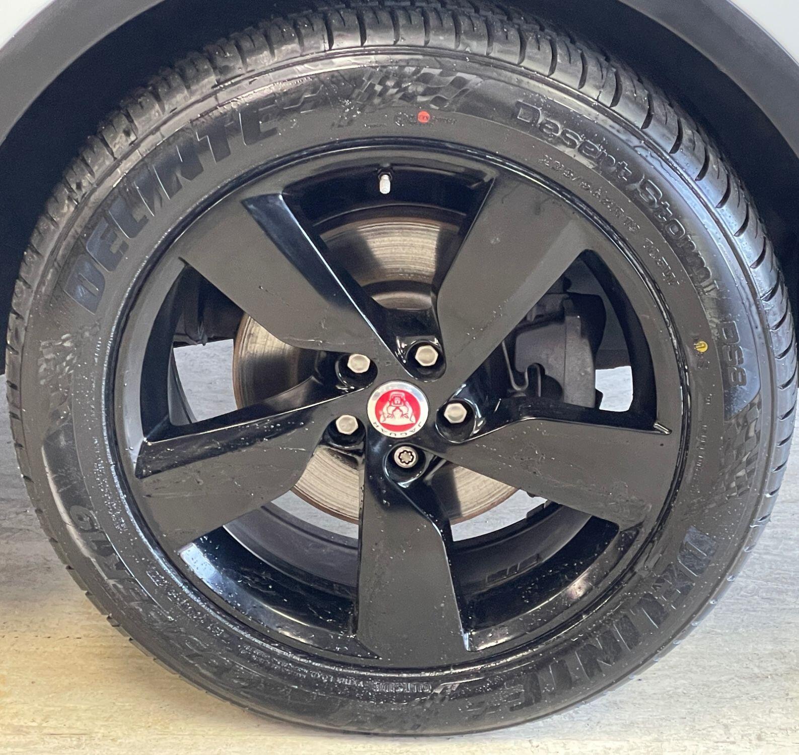 Jaguar E-Pace - Image 14