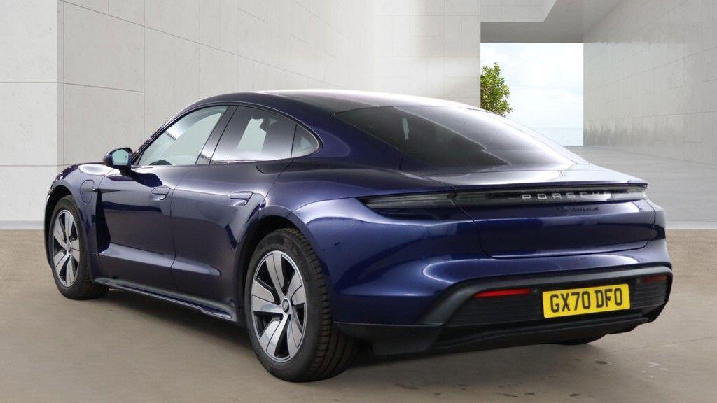 Porsche Taycan - Image 3