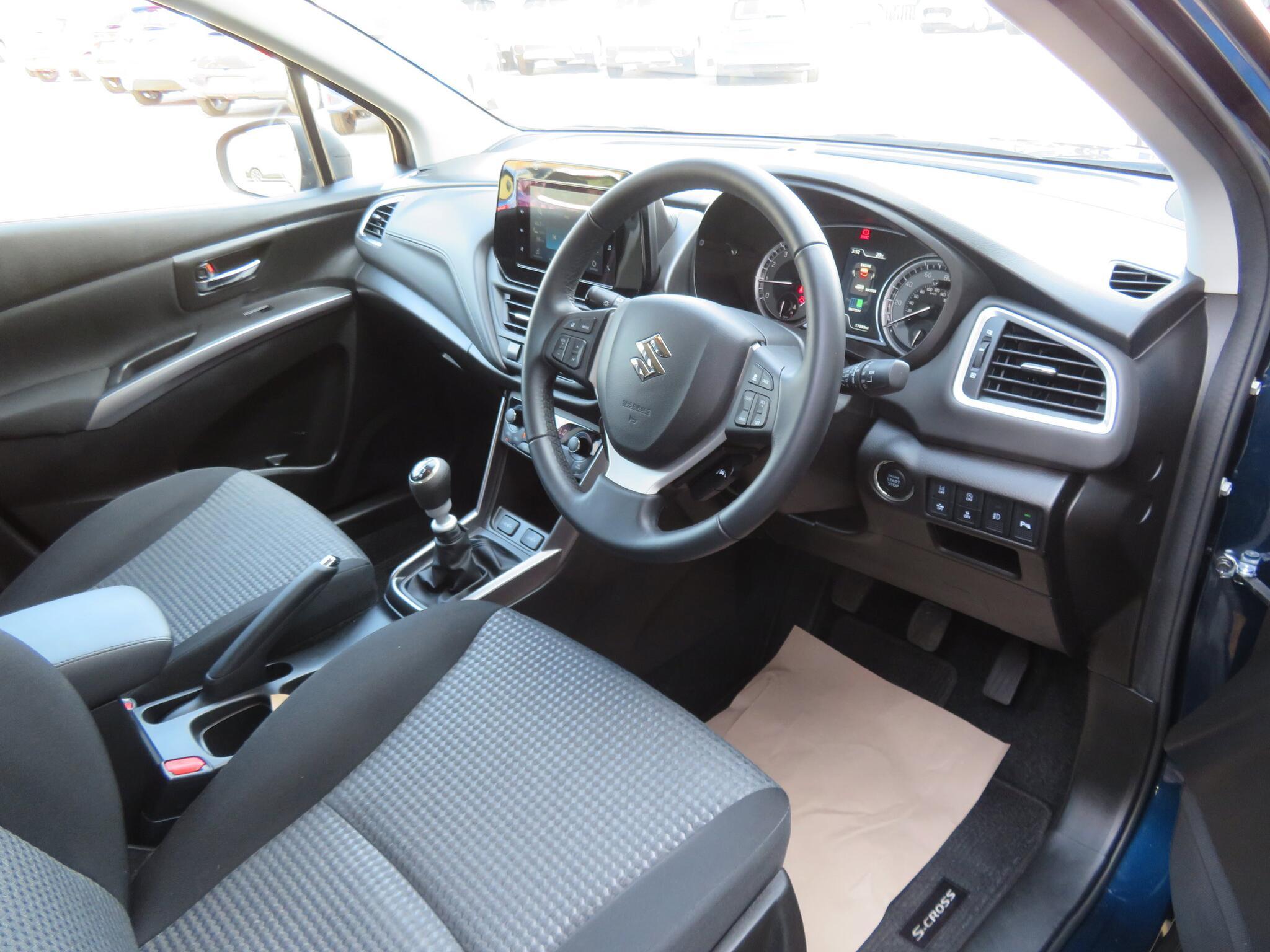 Suzuki S-Cross - Image 12