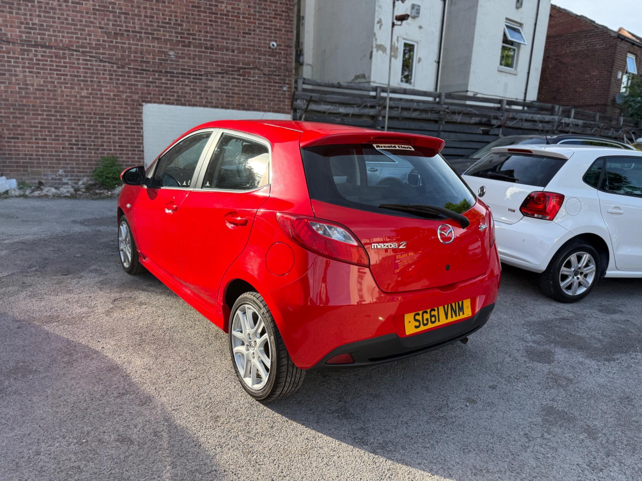 Mazda MAZDA2 - Image 5