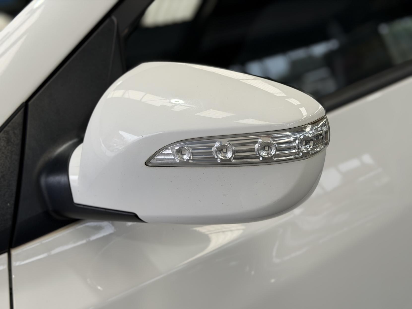 Hyundai ix35 - Image 13