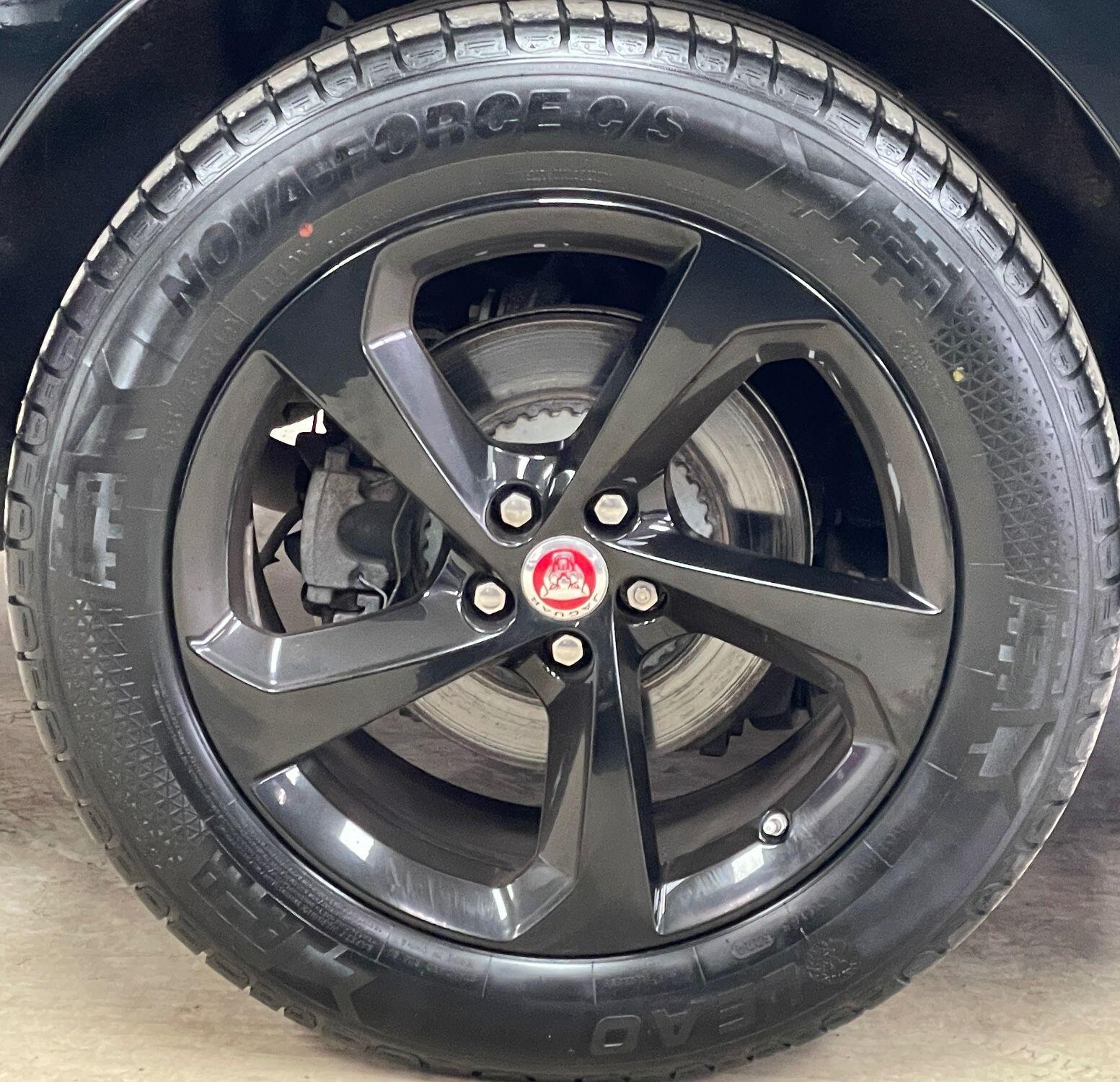 Jaguar F-Pace - Image 18