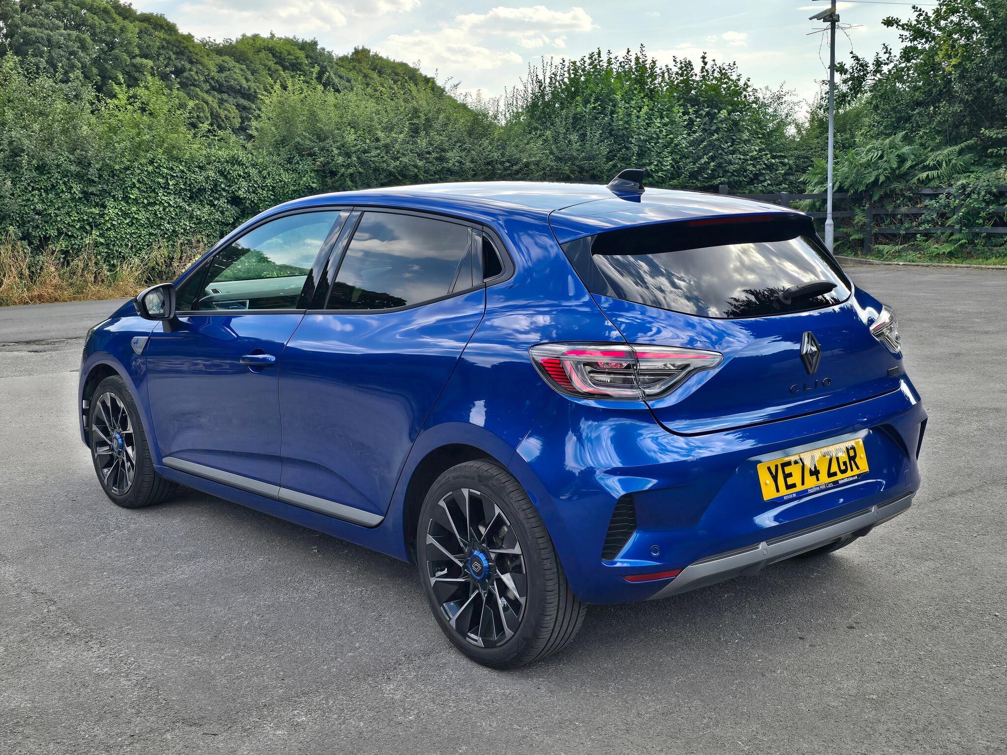 Renault Clio - Image 20