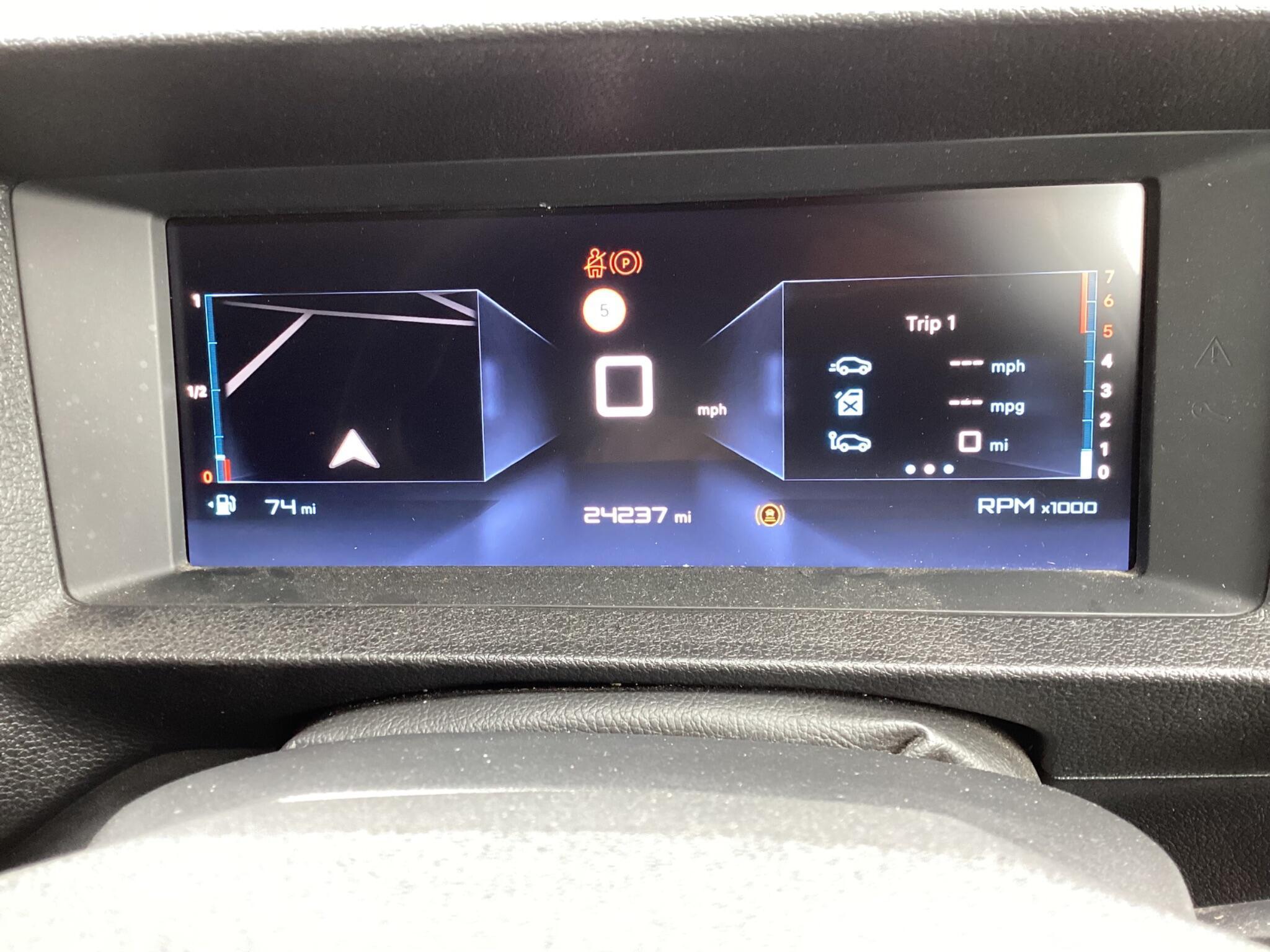 Citroen Dispatch - Image 18