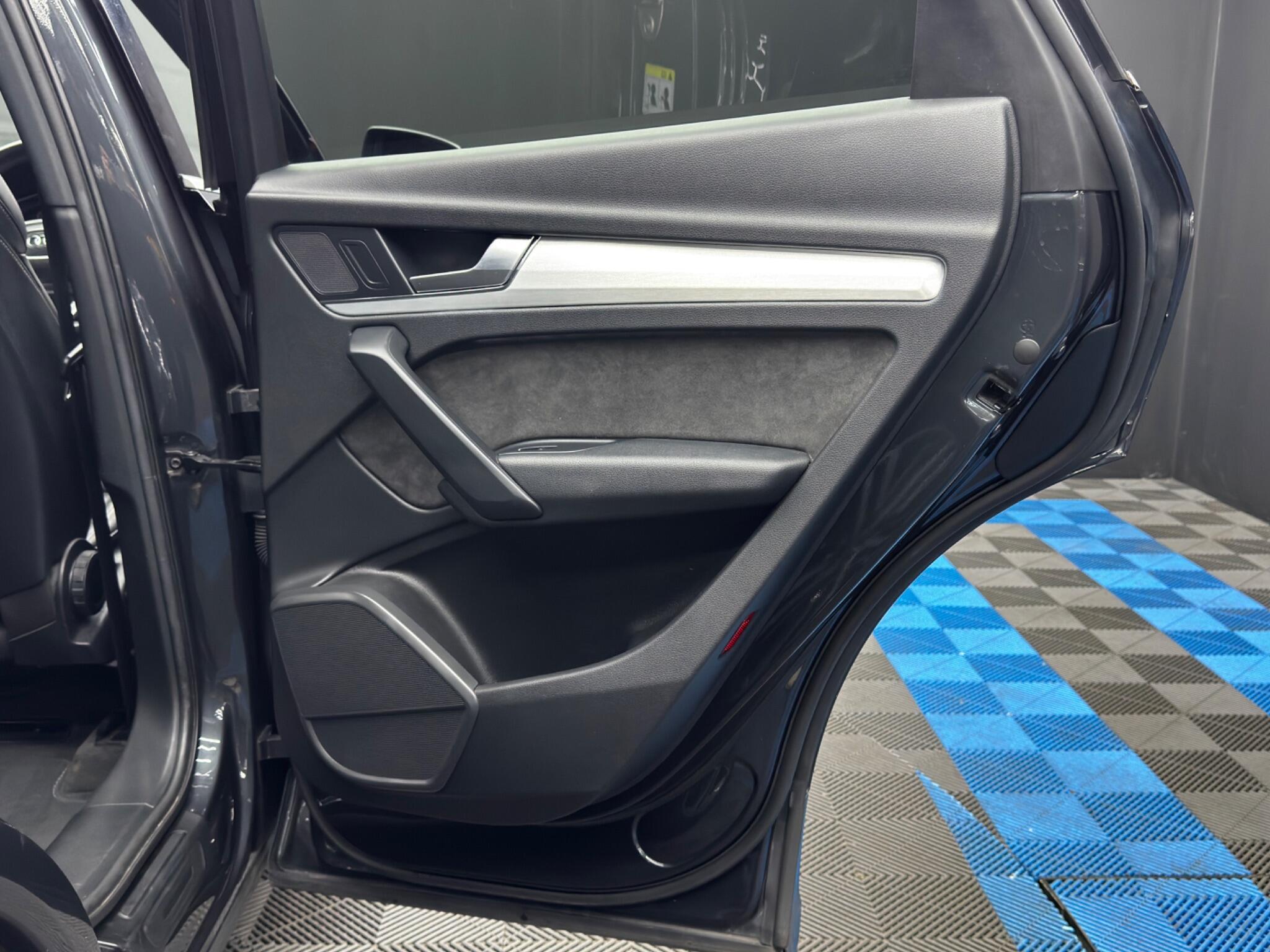 Audi Q5 - Image 45