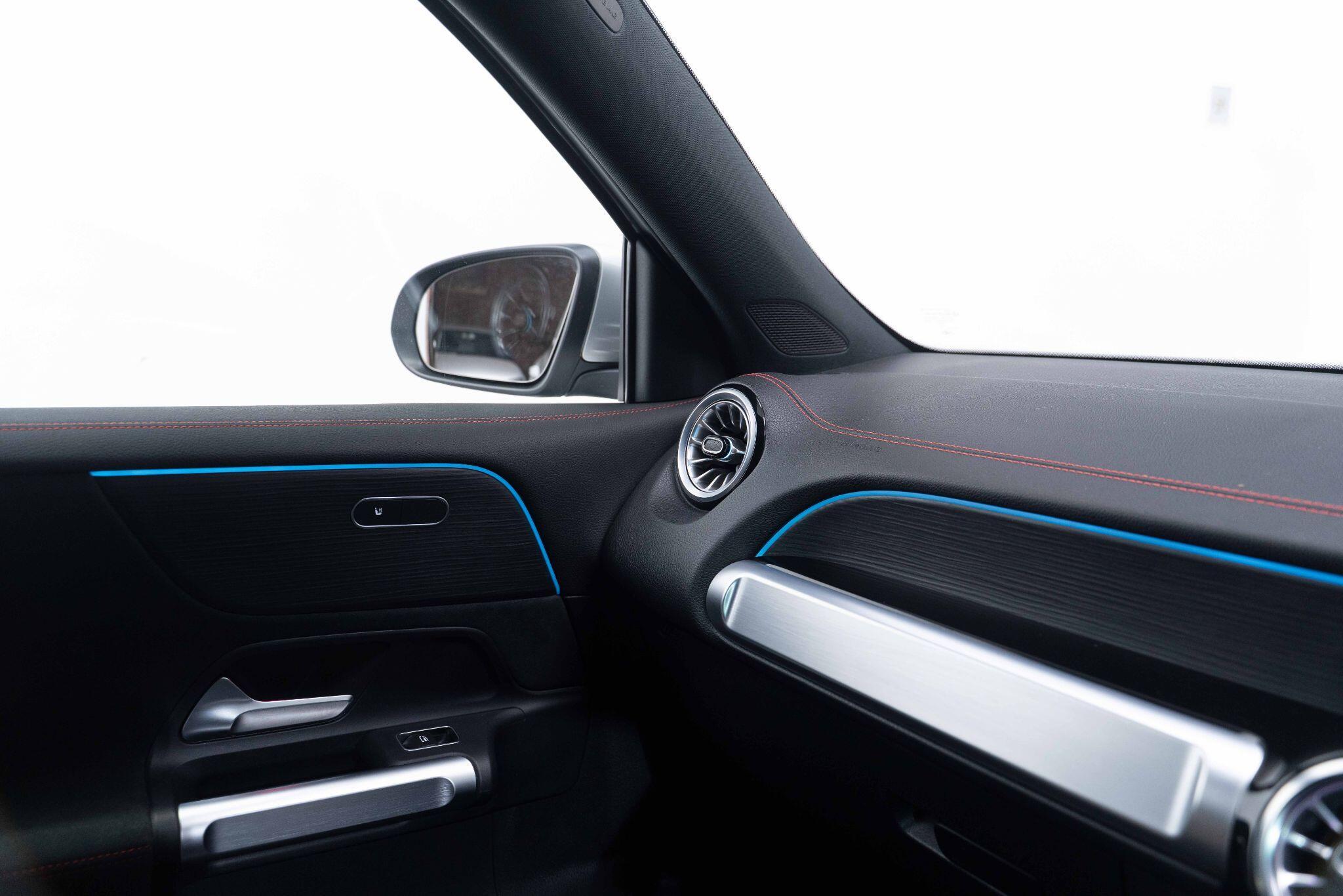 Mercedes Eqb - Image 3