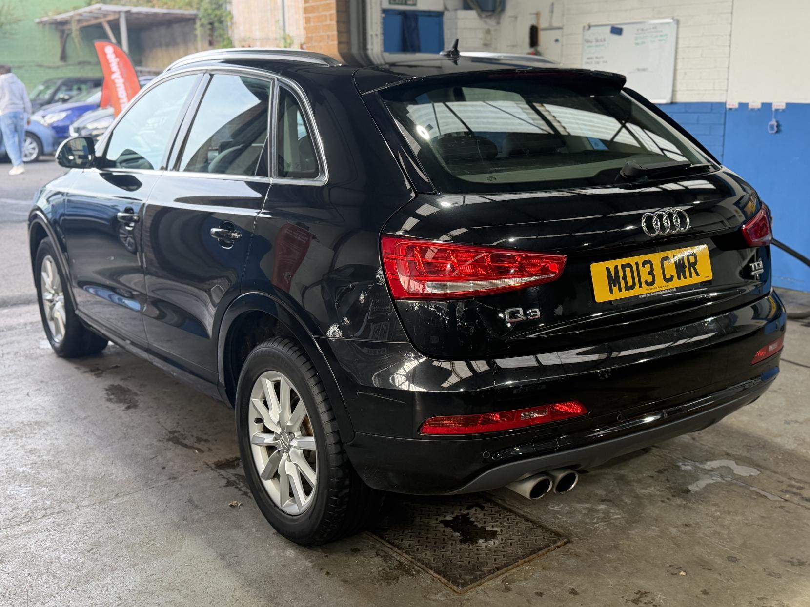 Audi Q3 - Image 7