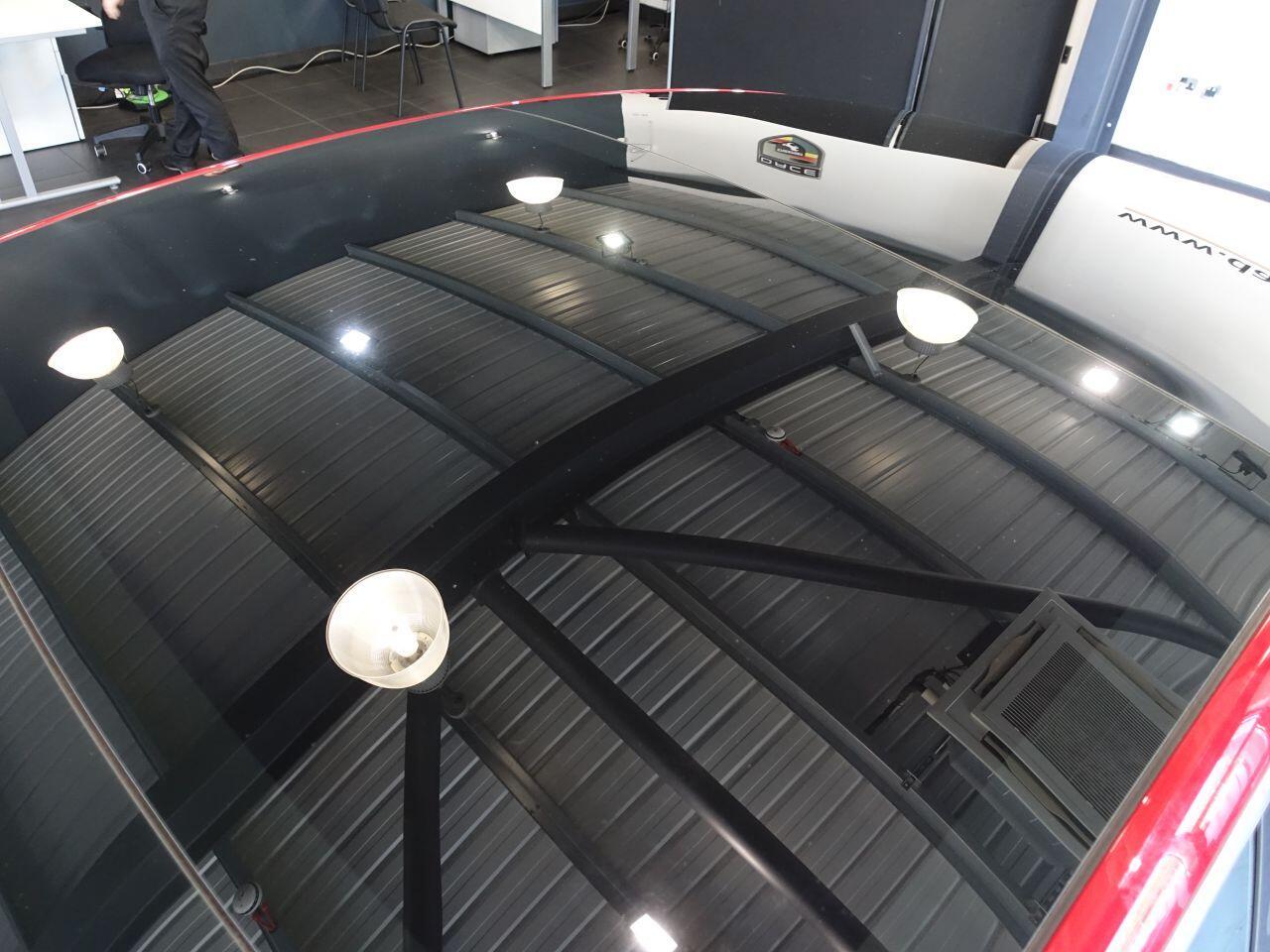 Tesla Model 3 - Image 11