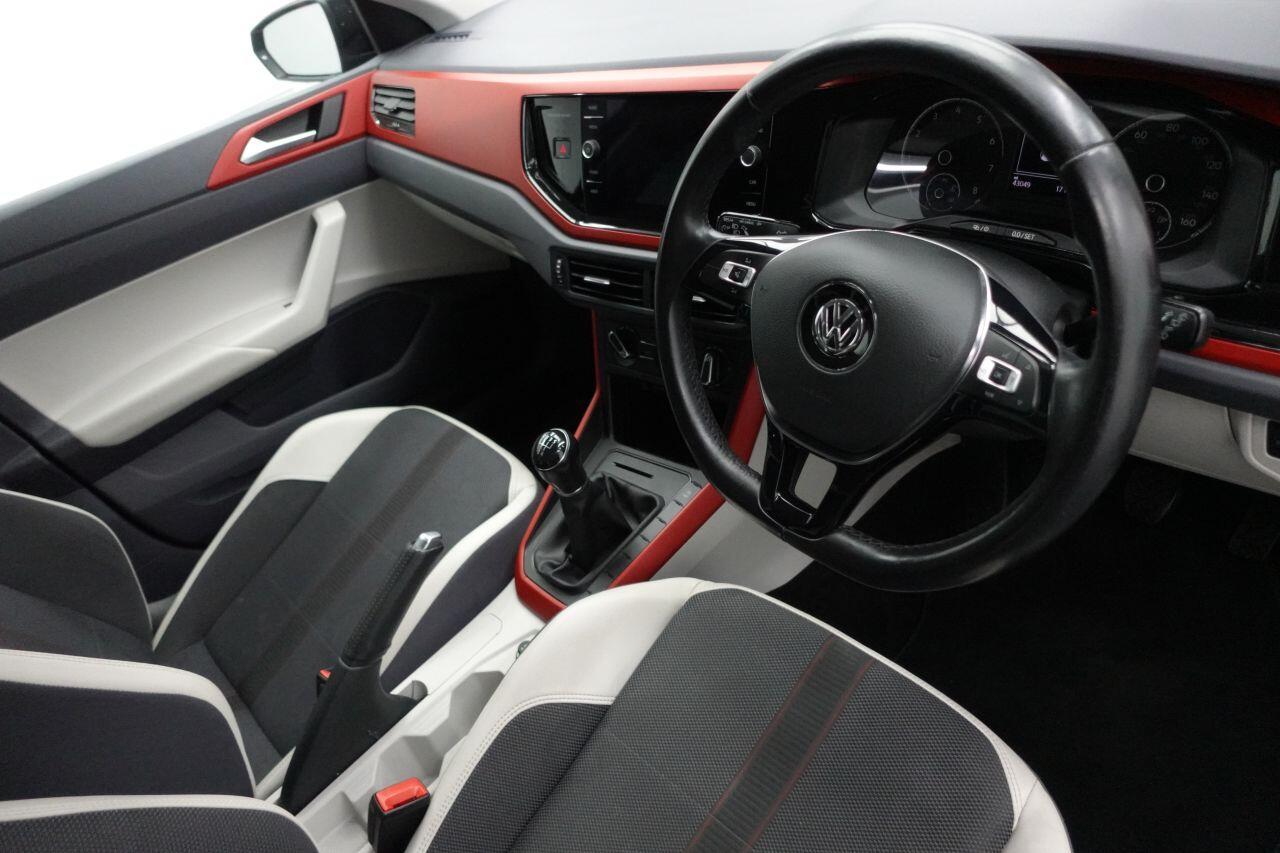 Volkswagen Polo - Image 17