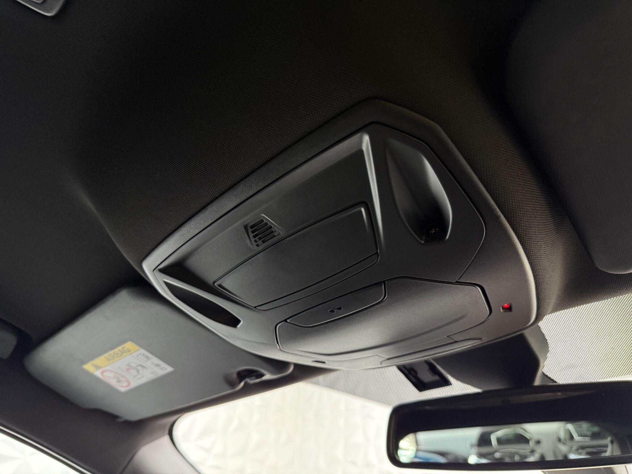 Ford Focus - Image 57
