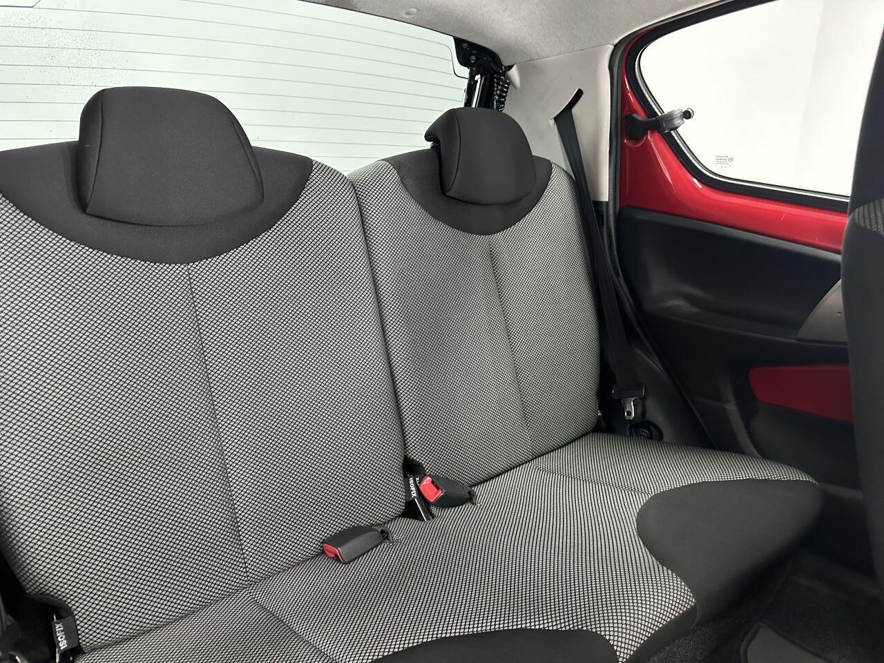 Toyota Aygo - Image 12