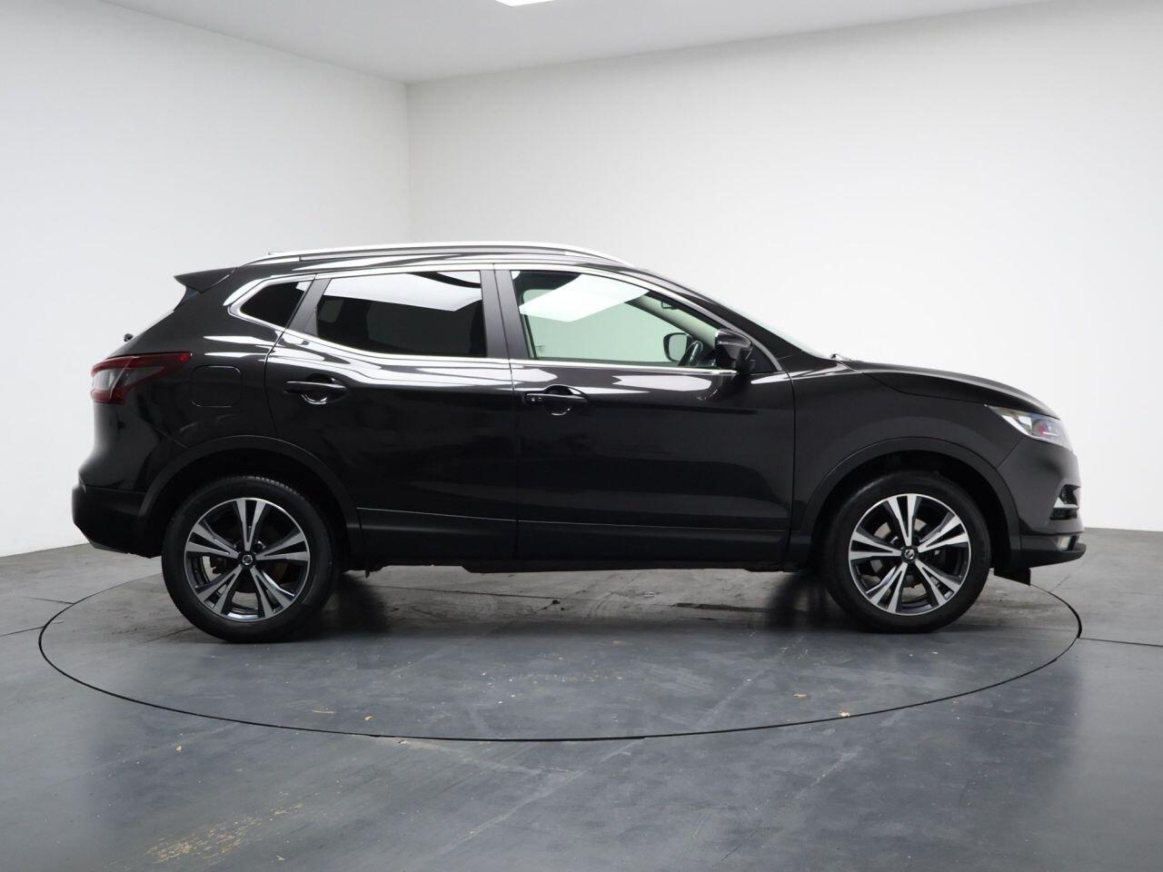 Nissan Qashqai - Image 14