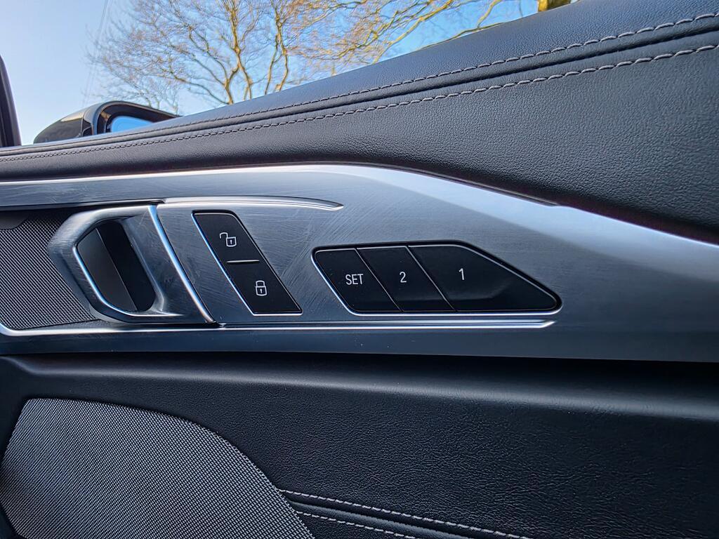BMW 8 Series - Image 21