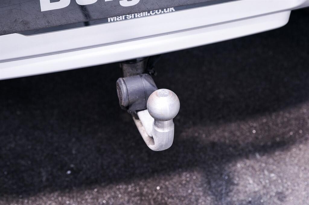 Land Rover Defender 90 - Image 30