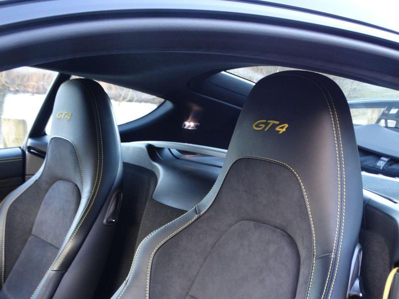 Porsche 718 Cayman - Image 11