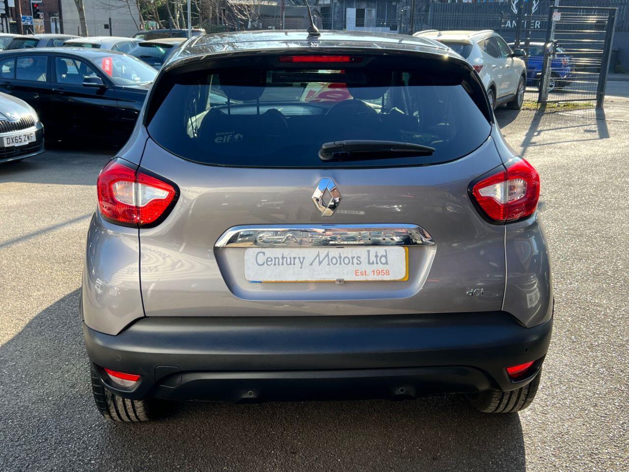 Renault Captur - Image 18