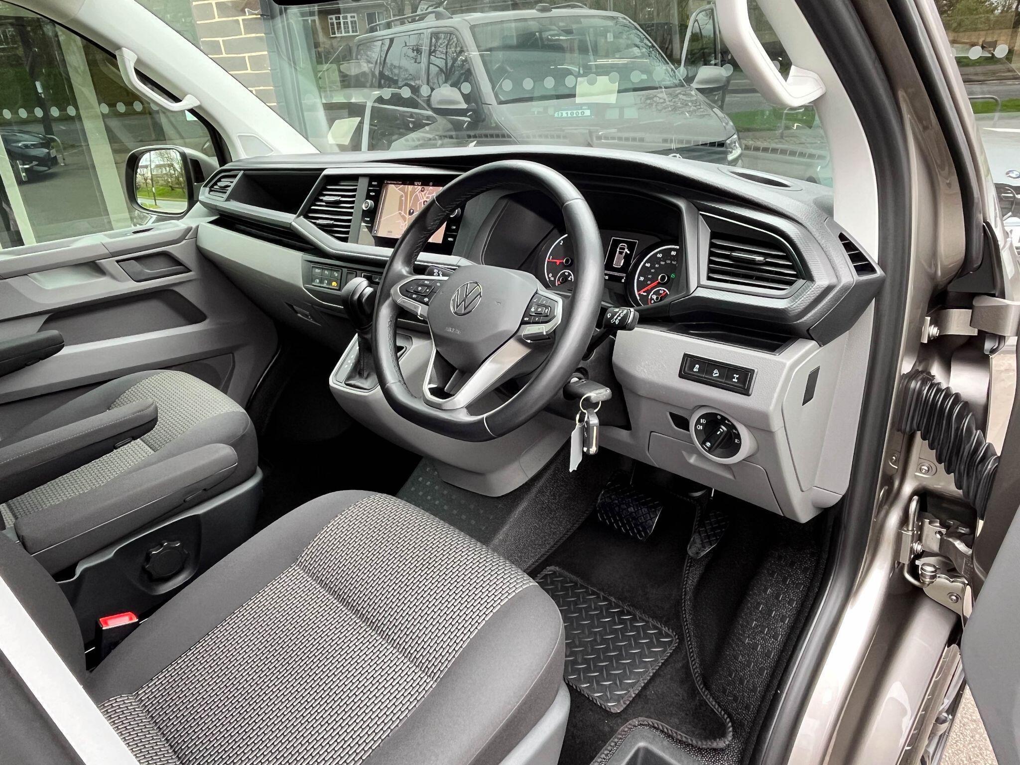 Volkswagen Transporter - Image 20
