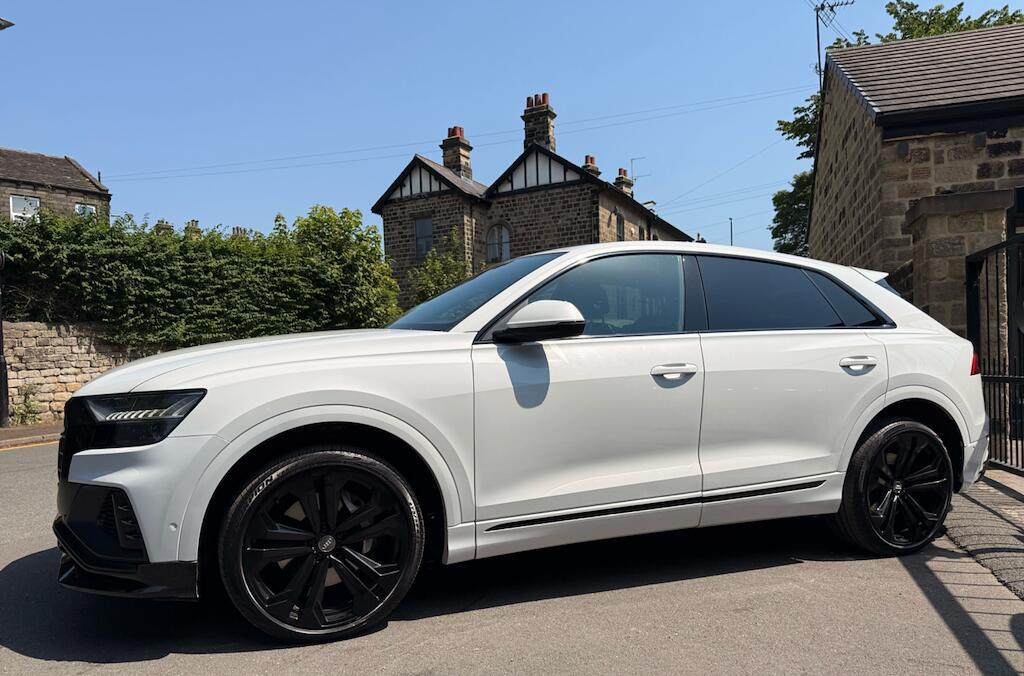 Audi Q8 - Image 6