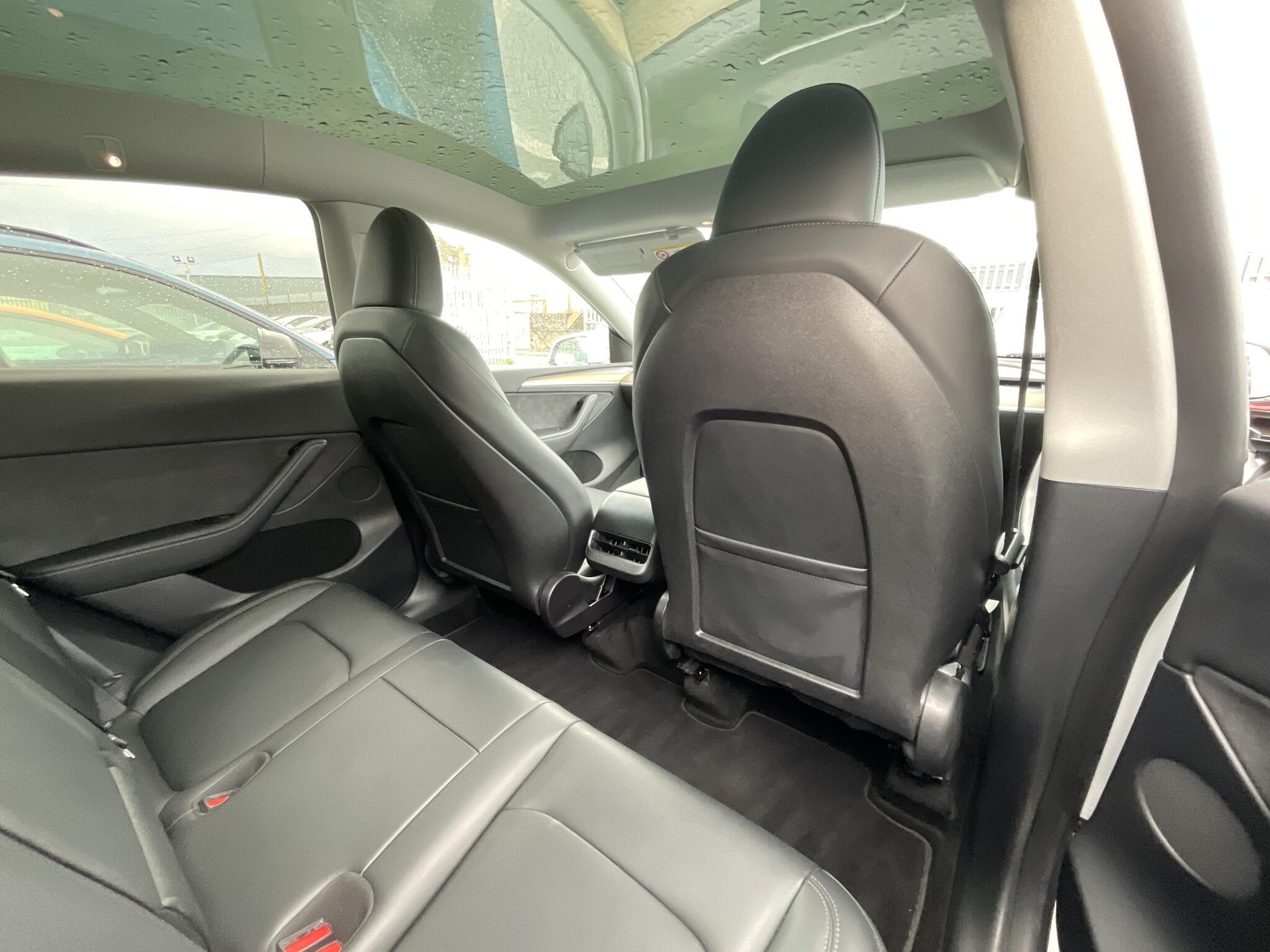 Tesla Model Y - Image 6