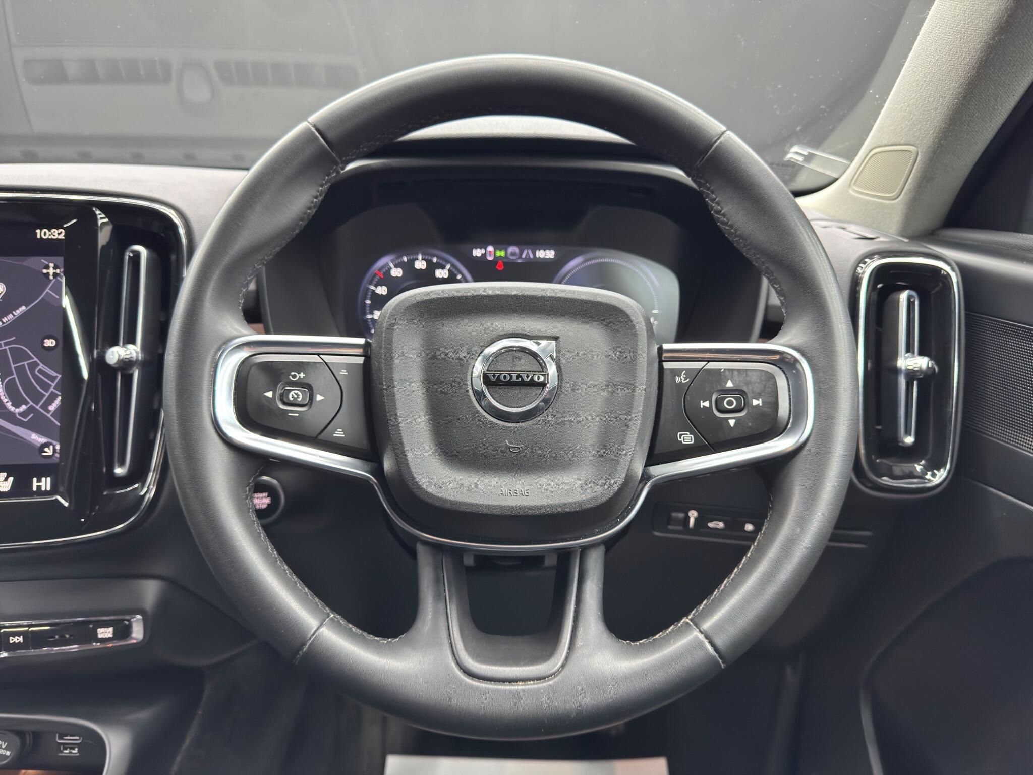 Volvo XC40 - Image 19