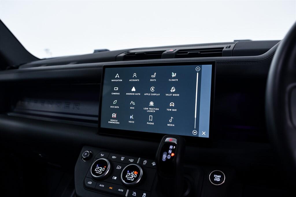 Land Rover Defender 90 - Image 19