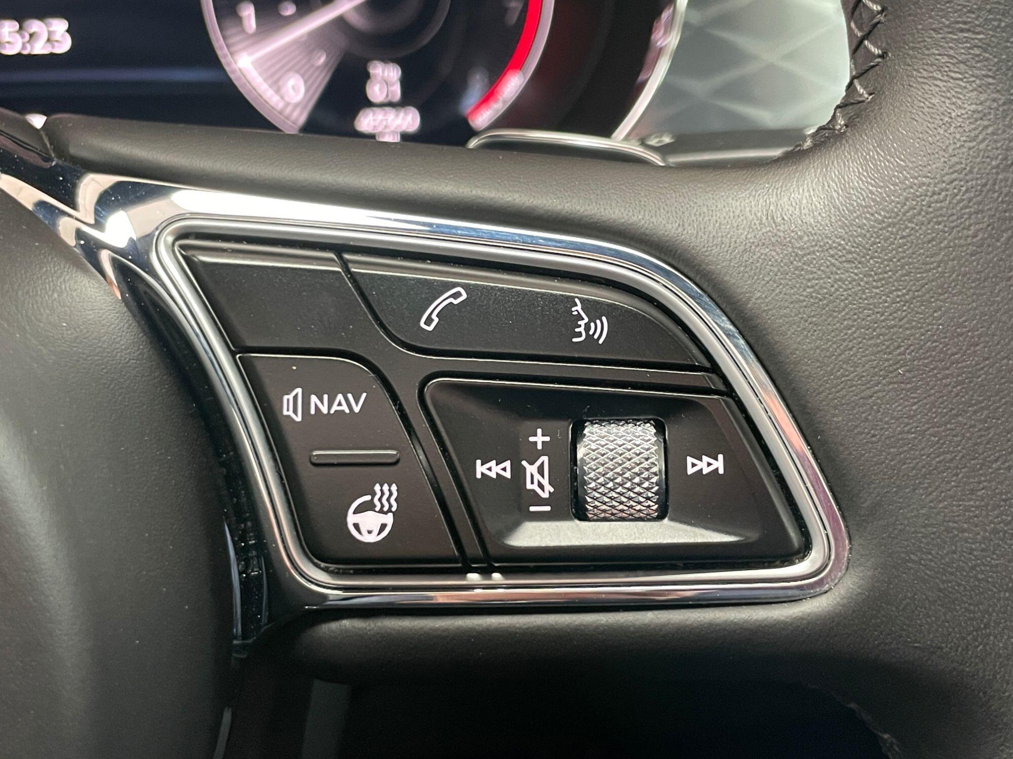 Bentley Bentayga - Image 46