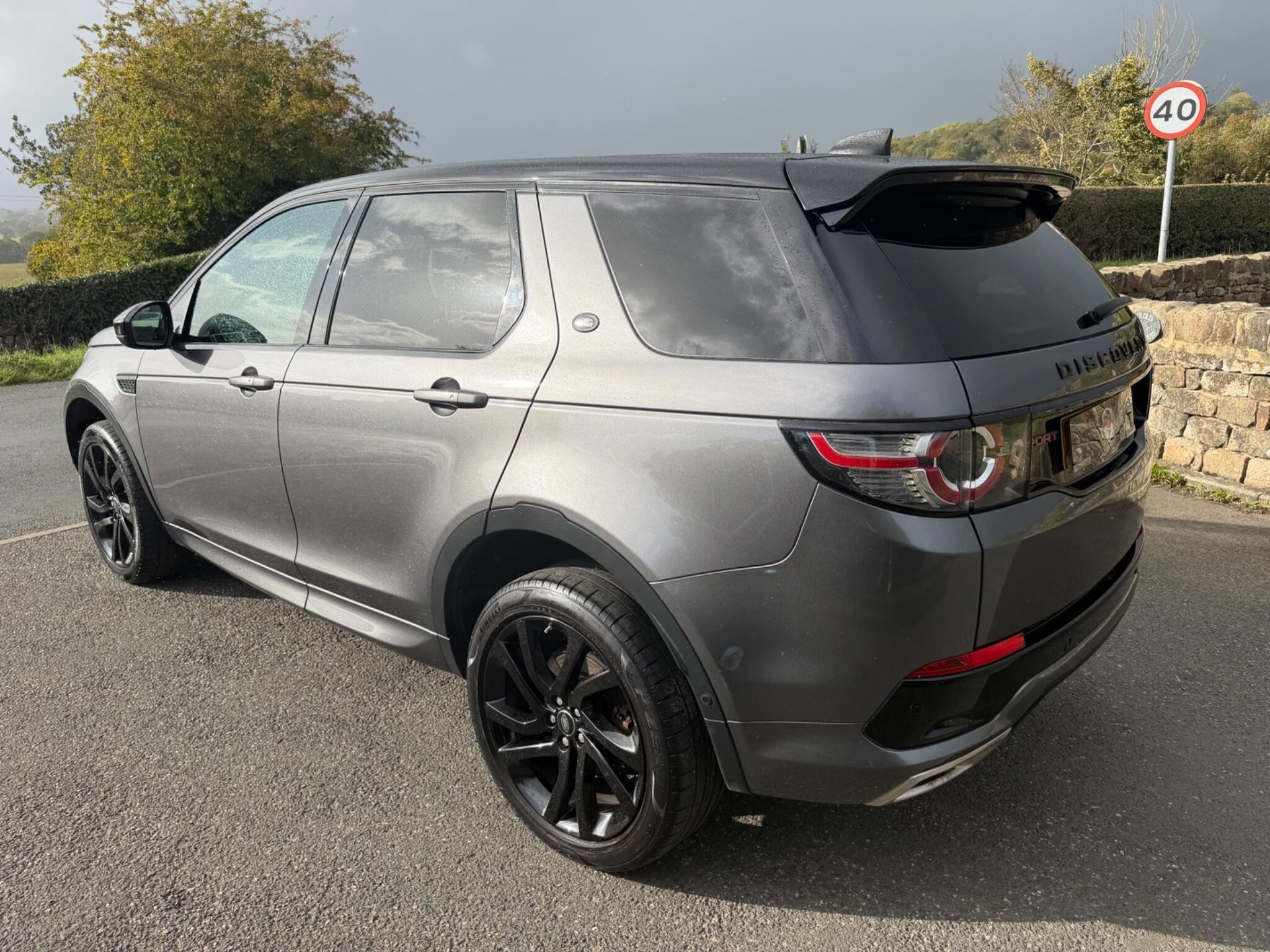Land Rover DISCOVERY SPORT - Image 14
