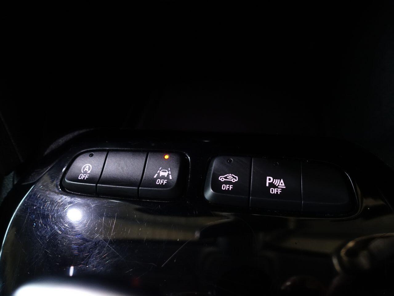 Vauxhall Corsa - Image 27