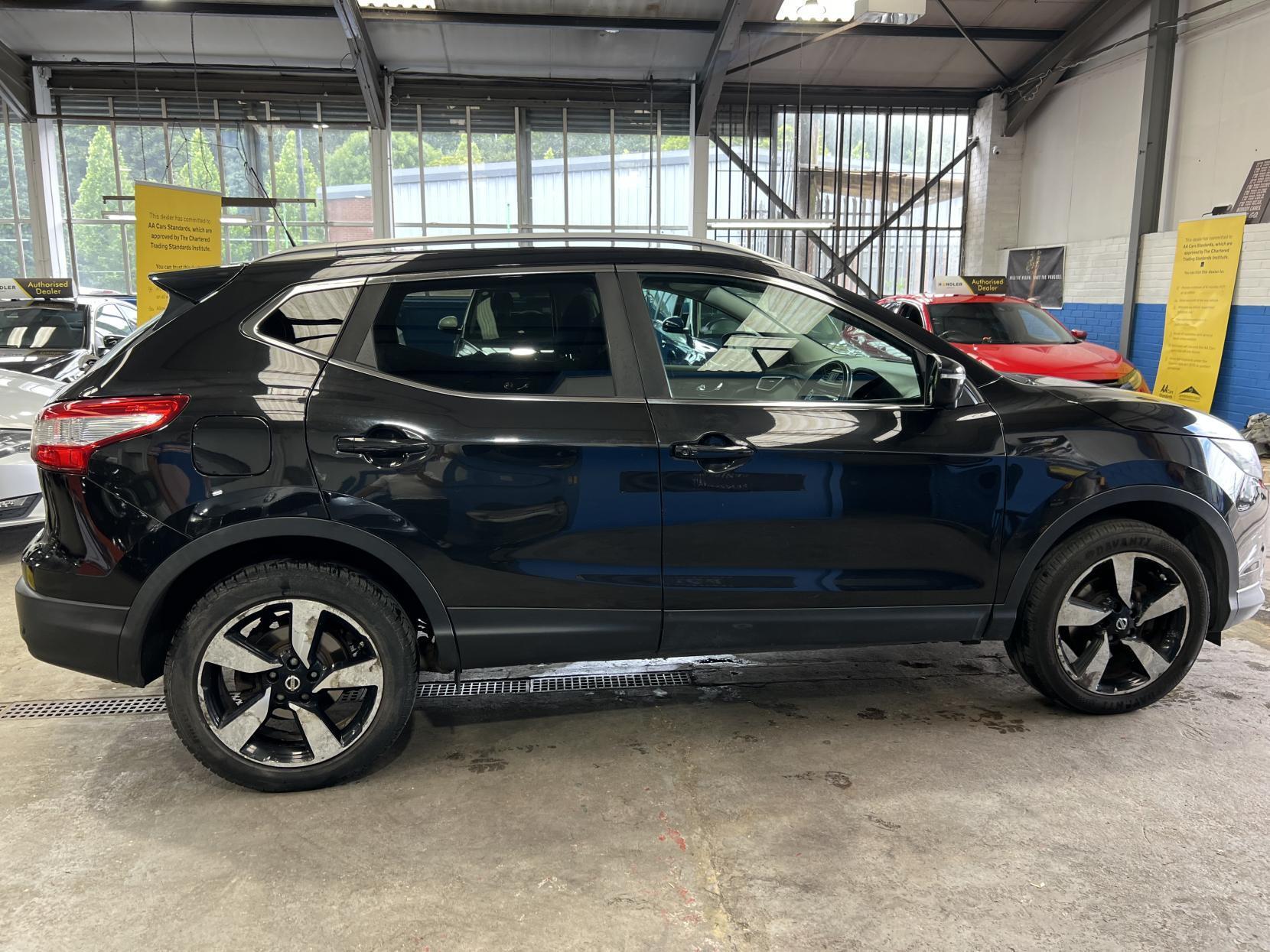 Nissan Qashqai - Image 8