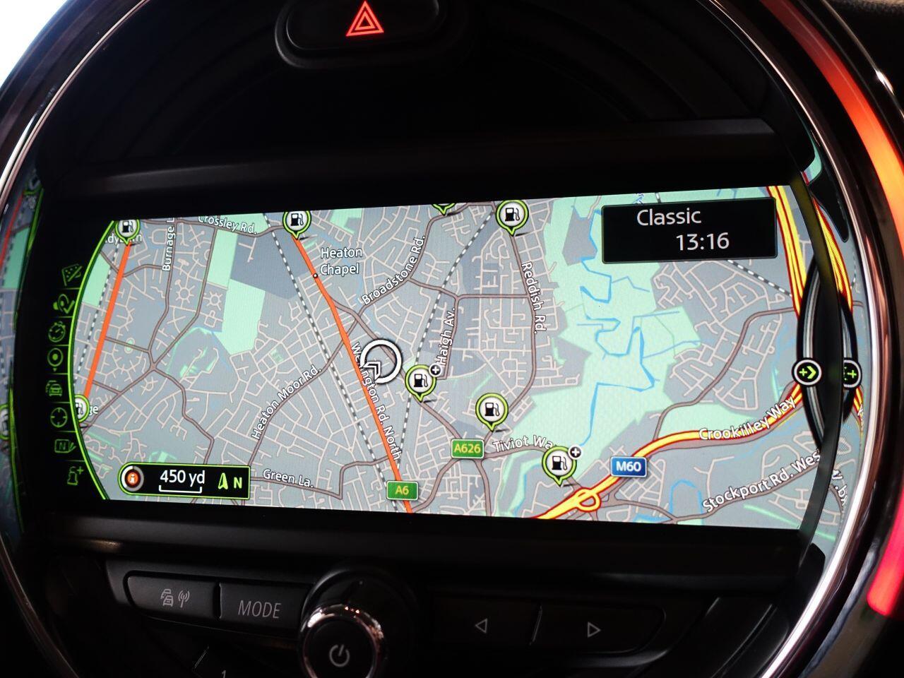 MINI Hatch - Image 4