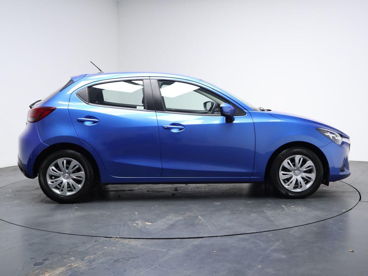 Mazda MAZDA2 - Image 14