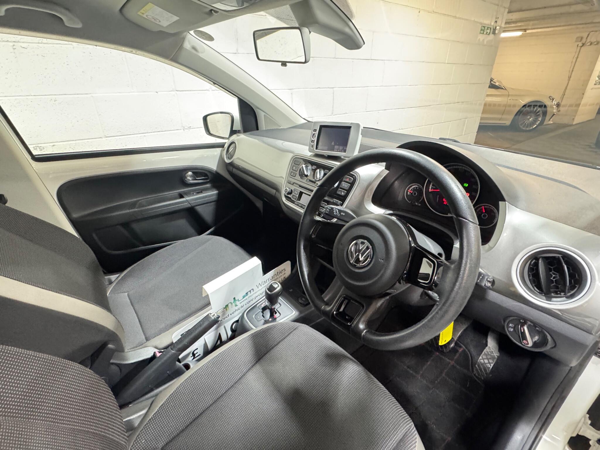 Volkswagen up! - Image 9